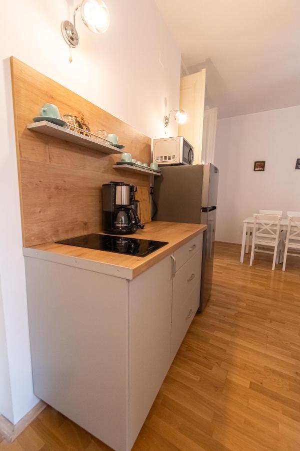 Residence 48 Beautiful Building Within Moments From The Old Town Of Brasov Luaran gambar