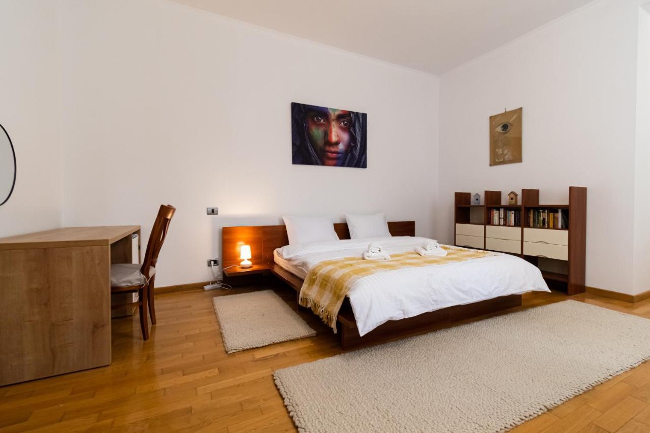 Residence 48 Beautiful Building Within Moments From The Old Town Of Brasov Luaran gambar