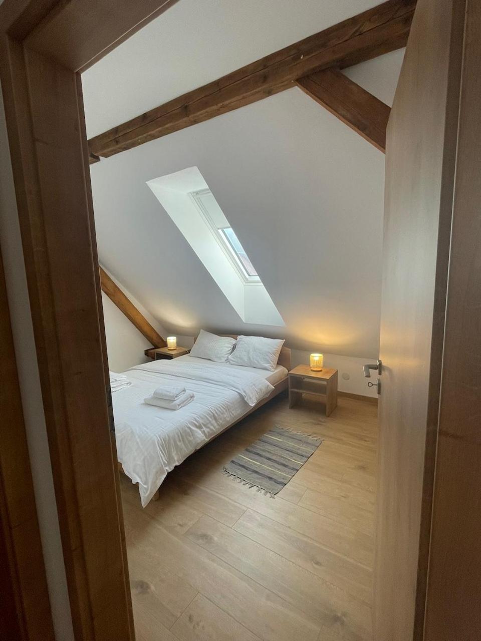 Residence 48 Beautiful Building Within Moments From The Old Town Of Brasov Luaran gambar