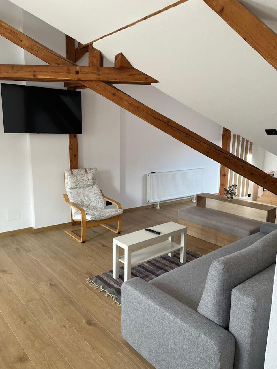 Residence 48 Beautiful Building Within Moments From The Old Town Of Brasov Luaran gambar